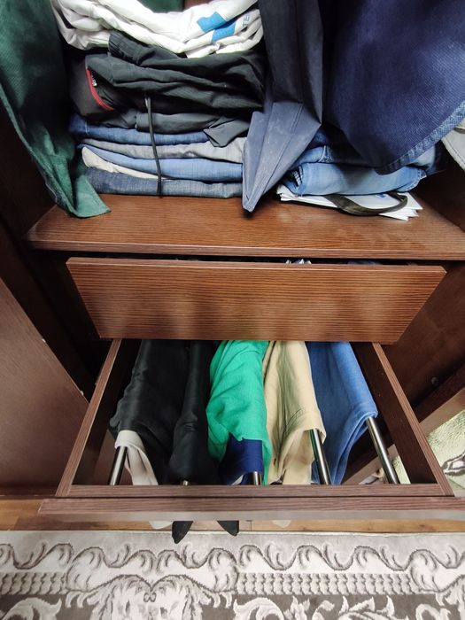 Шкаф большой для одежды