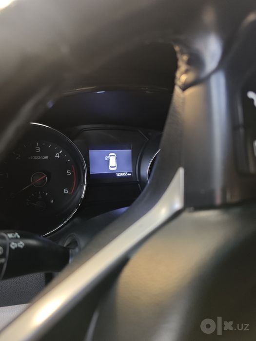 Kia karnival 2019 yil eng fuli