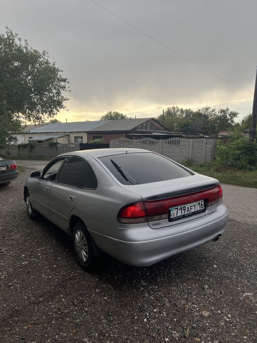 Продам Автомобиль Мазда Кронос