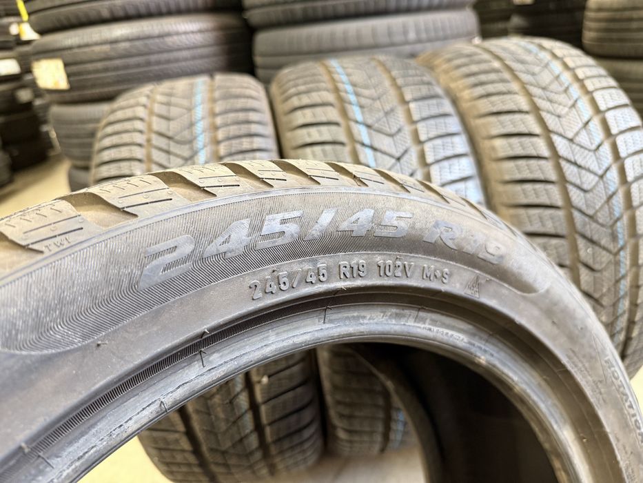 245/45/19 PIRELLI 4бр