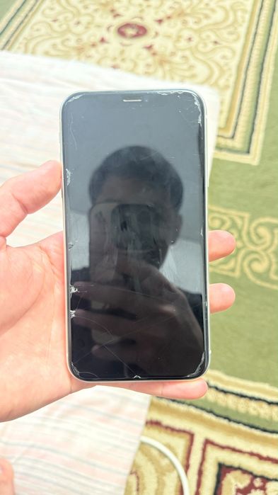 Айфон 11 белый цвет