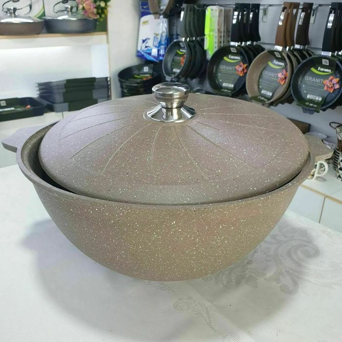 Казан 10л по 380.000 от фирмы Мечта