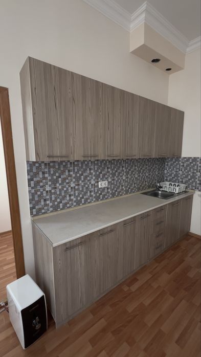 Продам кухнный мебель