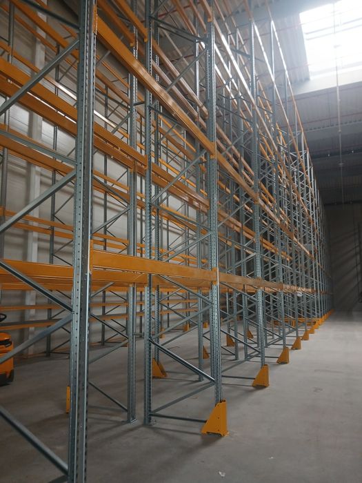 Rafturi metalice