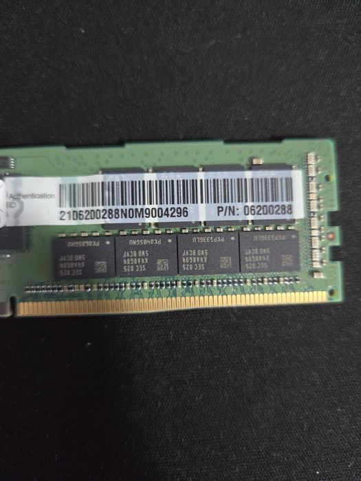 Samsung 32GB DDR4-2933 RDIMM M393A4K40CB2-CVFBY ECC Server Memory RAM
