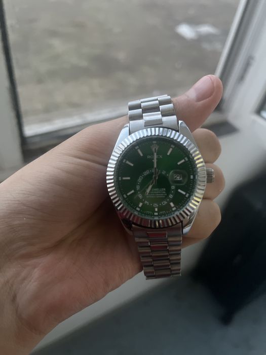 Продам часы 20000