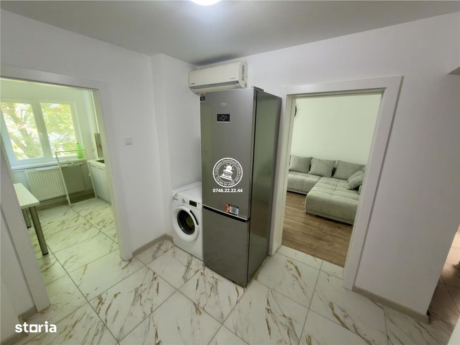 Apartament 3 camere, Dispecer, etaj intermediar