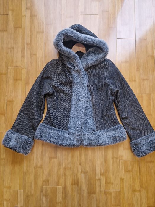 Vând palton Saint Tropez