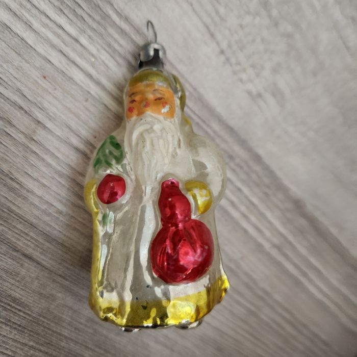 Новогодние игрушки, дед мороз снегурочка