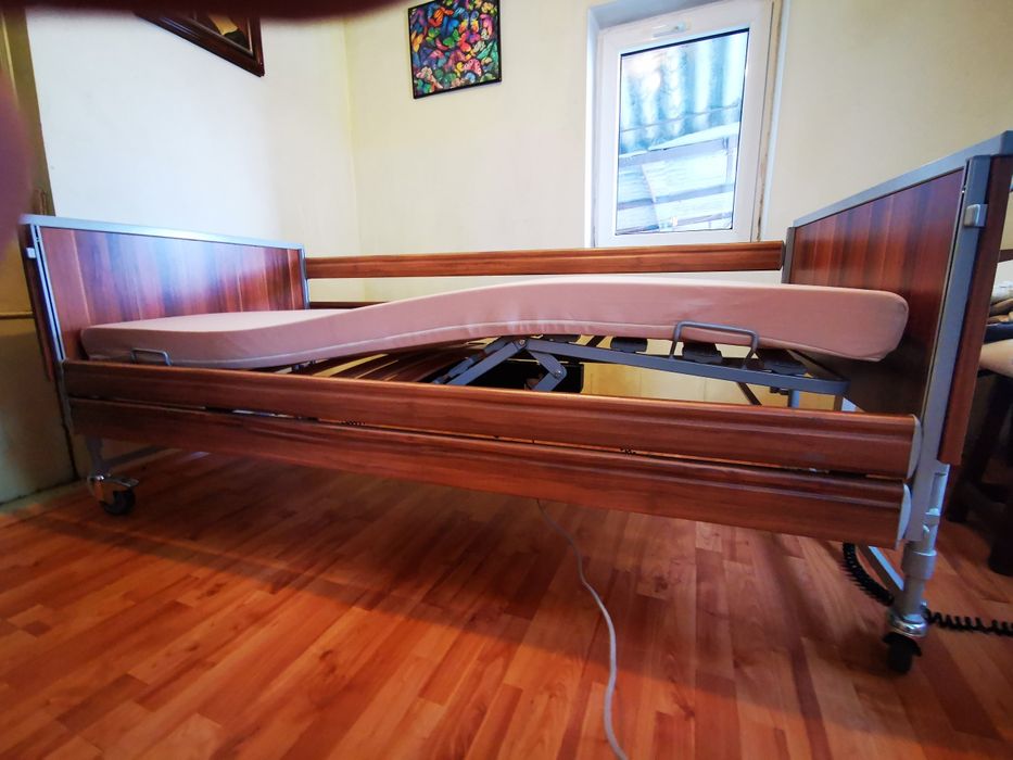 Pat spital , pat electric ,pat ingrijire batrani