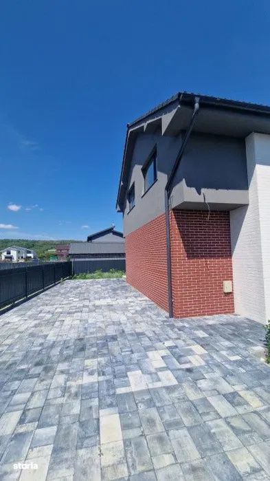 Casa individuala 142mp, terasa, parcare, teren de 350mp, Jucu de MIjlo