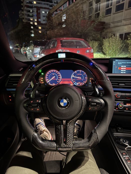 Volan custom bmw carbon display f30 , f32 , f36