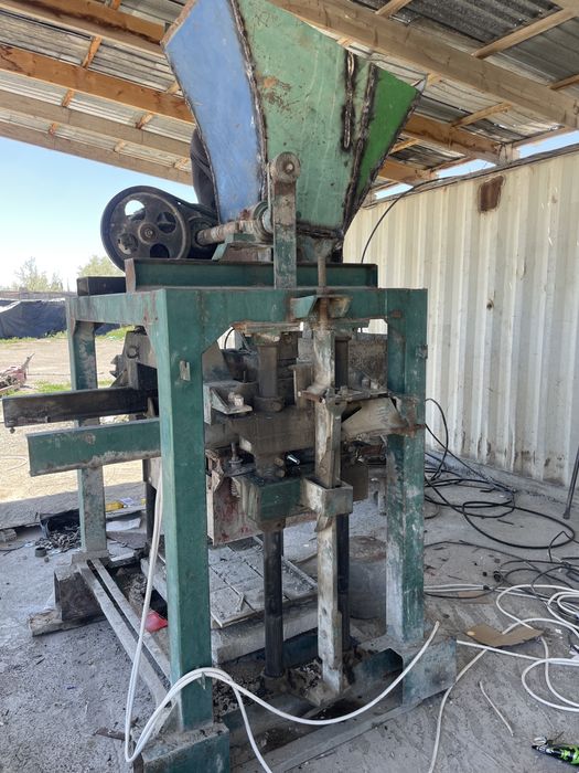 Продаётся Пескоблок сплитерный блок станок