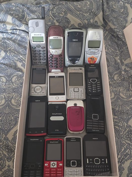 Lot telefoane retro funcționale