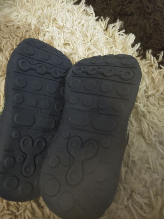 Детски обувки нови