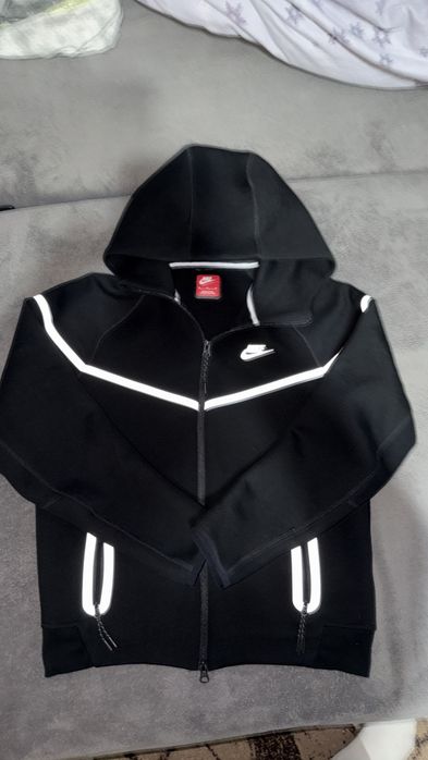 Nike tech reflective