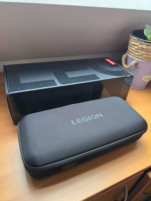Преносима конзола Lenovo Legion Go