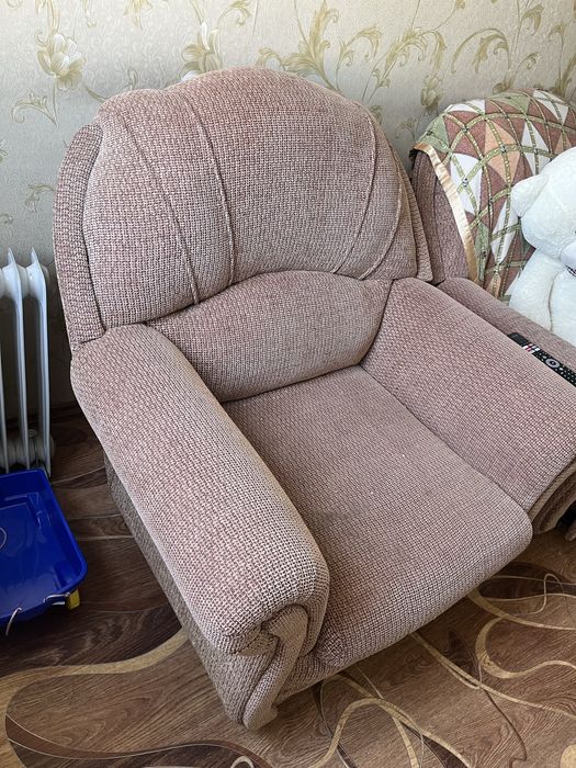 Кресло в хорошем состоянии