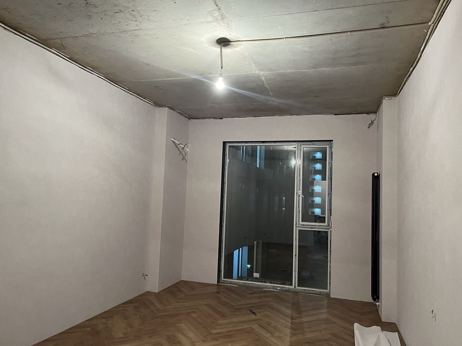 Поклейка о б о е в