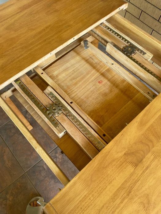 Стол массив дерева