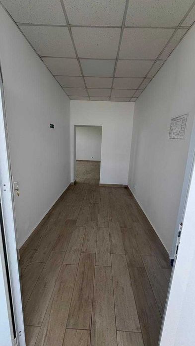 DE INCHIRIAT SPATIU COMERCIAL, 85 MP, pretabil birouri sau depozitare, contorizat, incalzire cu gaze, zona Aurel Vlaicu.