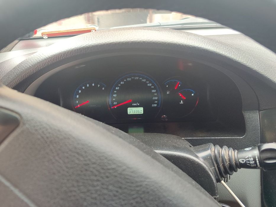 Lacetti 1.8 srochniy sotiladi 2010