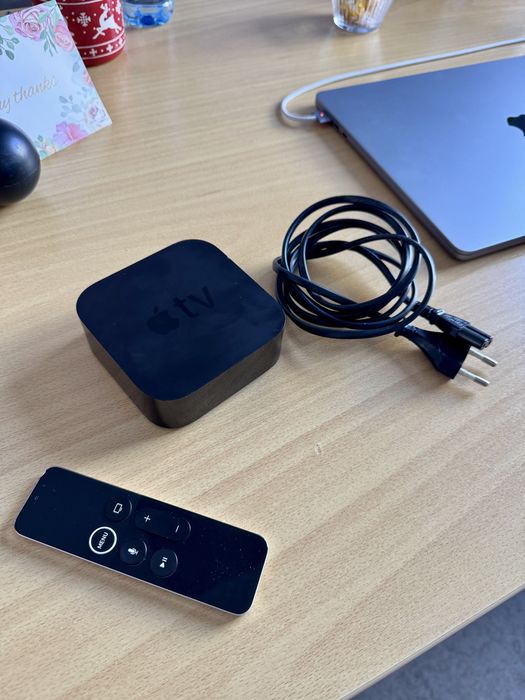 Apple tv 4k A1842 64GB