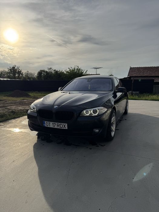 BMW F10 2.0D Soft Close Trapa Head-Up Display