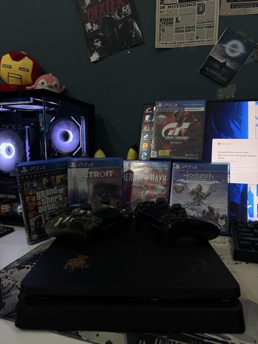 PlayStation 4+2джостика