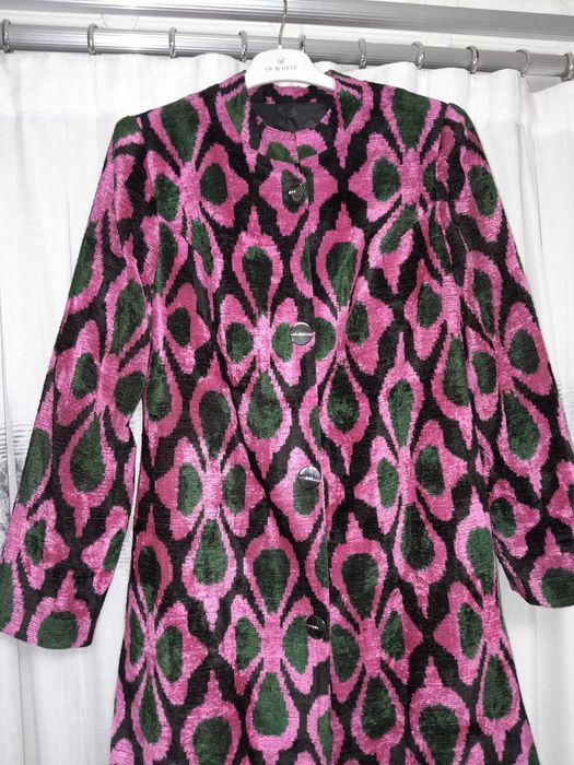 Адрас нусха устги кийим сотилади