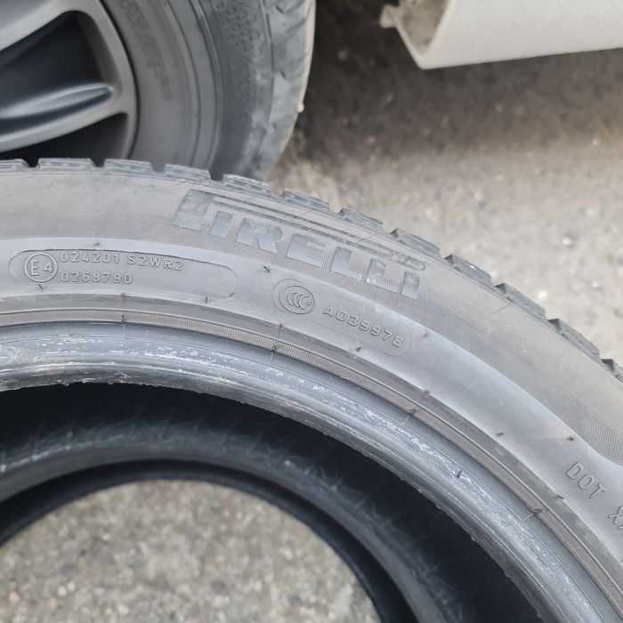2x 215/55/17 M+S PIRELLI 6MM Stare impecabila