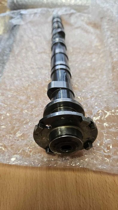 Оригинален разпределителен вал за Honda 2.0 K20A - ОТЛИЧЕН