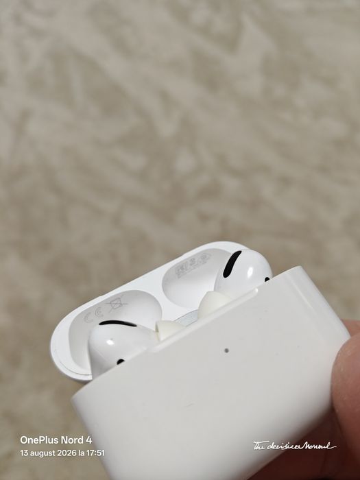 Vând Airpods Pro
