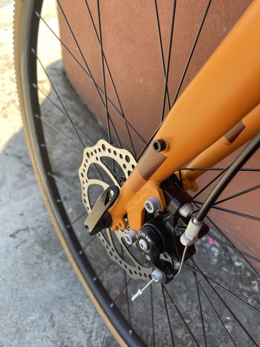 Vând gravel WYNN GRL 5.0 – ca nouă