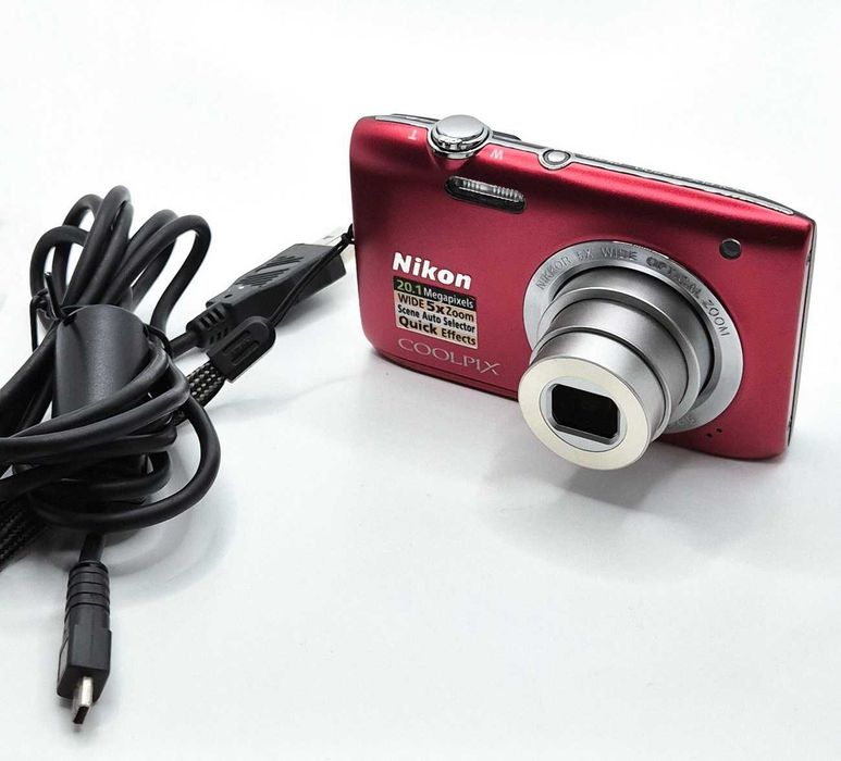 Pentax Optio RZ18 (16 MP, 18x оптичен зум) + зарядно