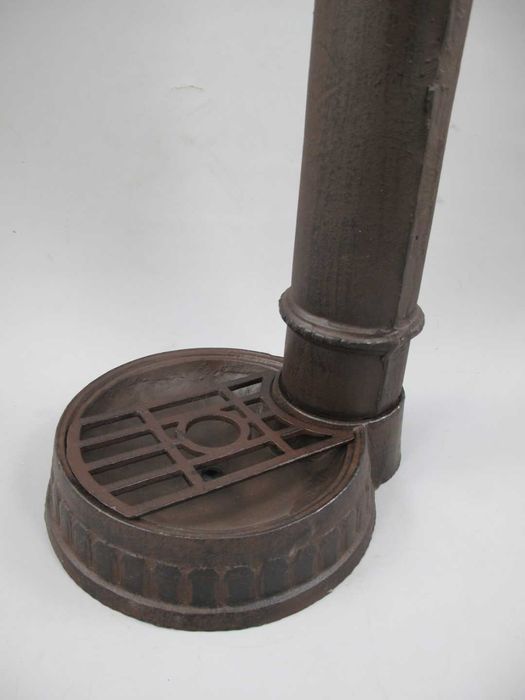 Fantana gradina cu picior, cismea fonta maro, rezistenta, H. 78