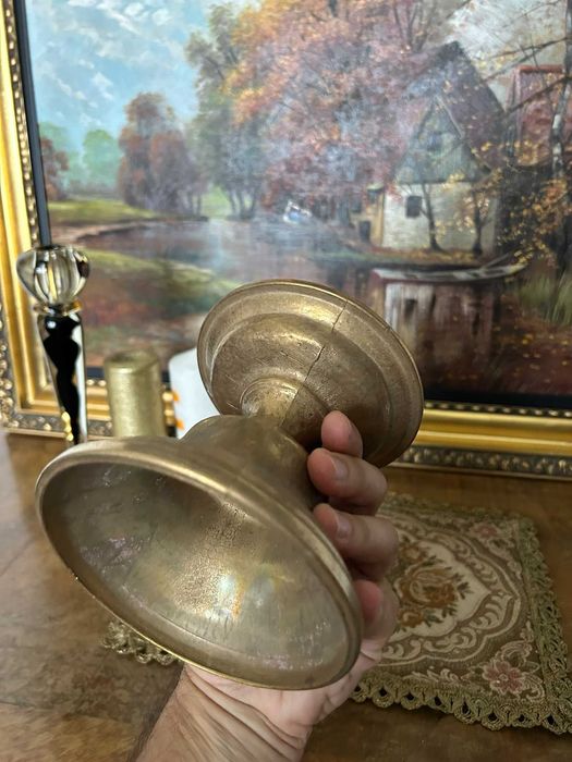 A151 Sfesnic masiv de bronz vechi 1kg 12cm h si 12d
