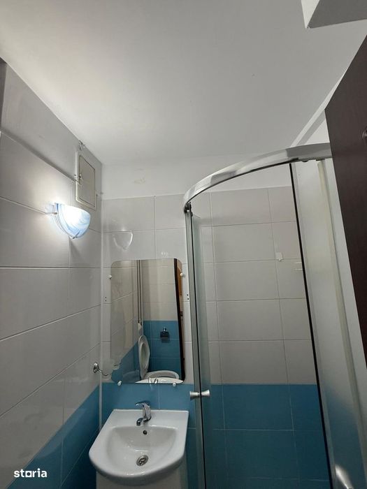 dristor 6-7 min metrou libera