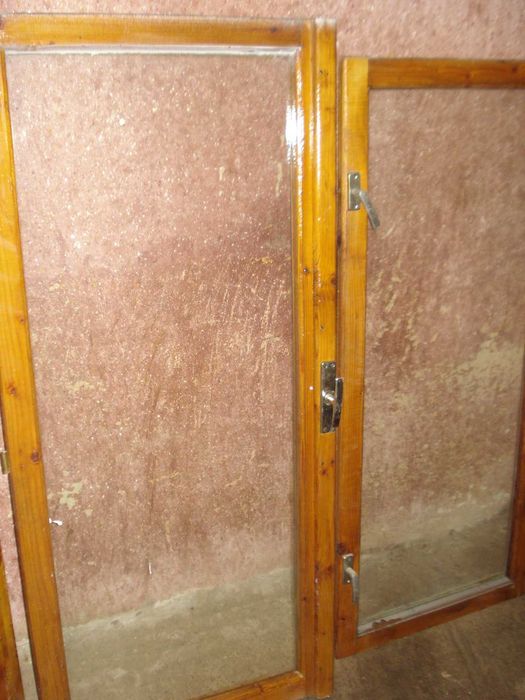 vand geamuri lemn masiv duble incuietoare balamale sticla