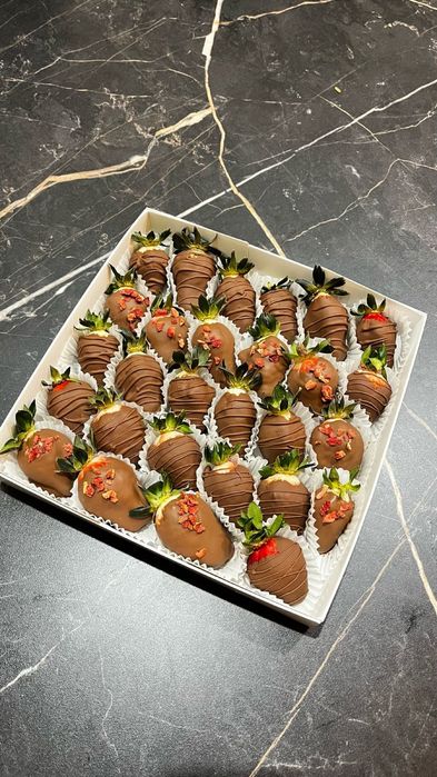 Клубника в шоколаде Боксы подарки