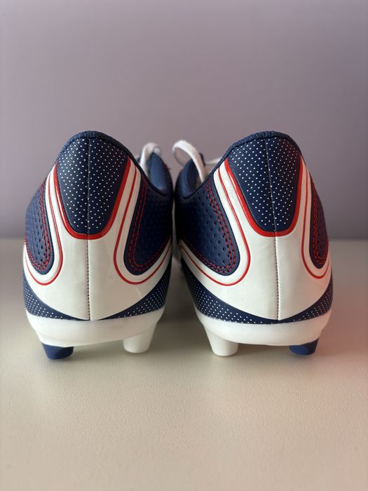 Футболни обувки /стоножки/ Umbro Classico XII FG