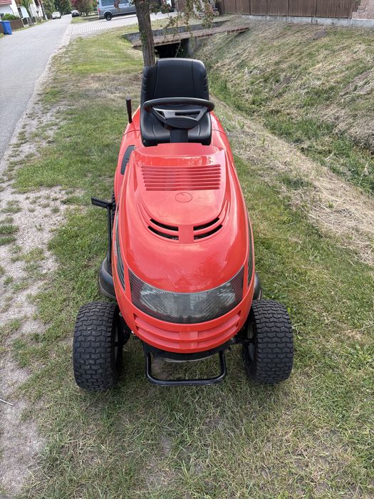 Vând tractoras Dolmar 13,5CP
