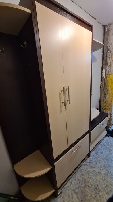 Продам б/у прихожую