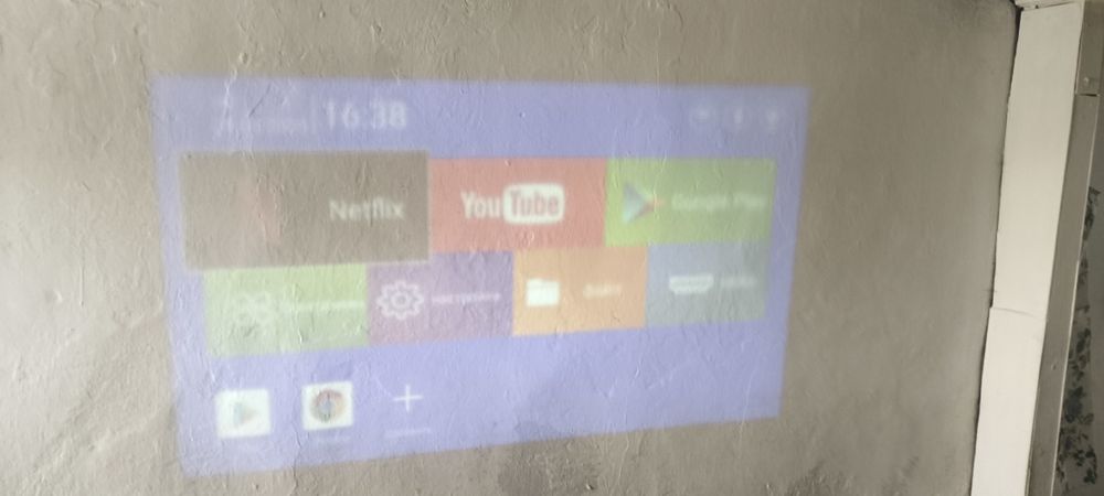 Проектор, андроид ютуб,.