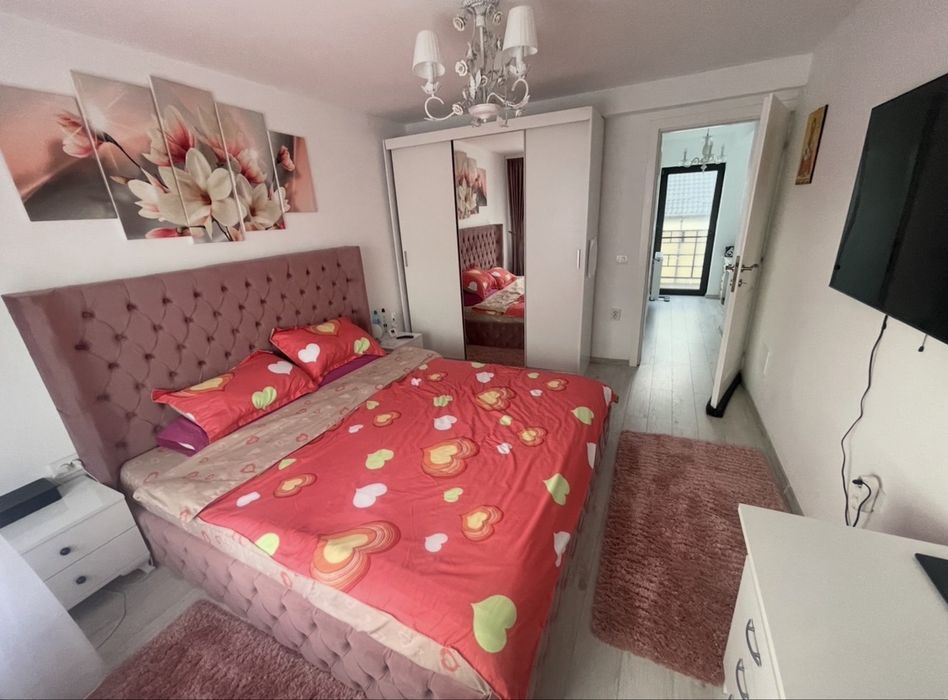 Casa Triplex mobilata si utilata complet