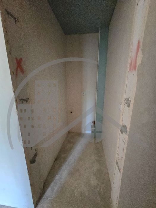 Продава се Двустаен апартамент в Варна, Бриз - 50 кв.м за 2884 €/кв.м - Снимка #5