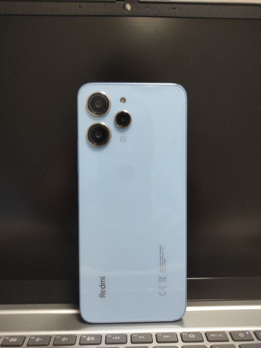 Продам смартфон Xiaomi Redmi 12