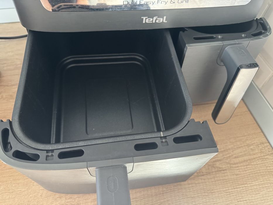 Friteuză cu aer cald dublă Tefal stare impecabilă