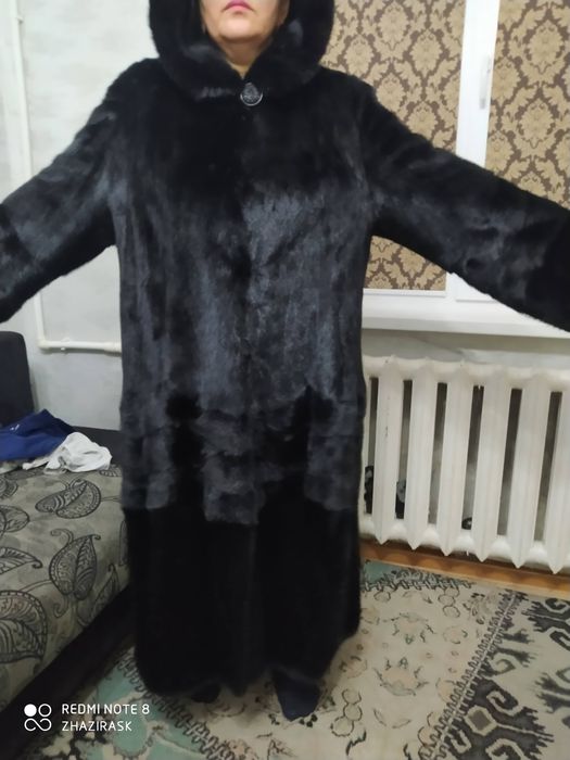 Продам норковую шубу