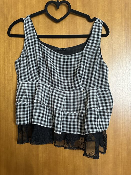 Потничета Guess.